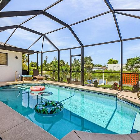 Cozy Retreat, Heated Pool, Water Canal, Bikes,3 Bedroom Cabo Coral Exterior foto