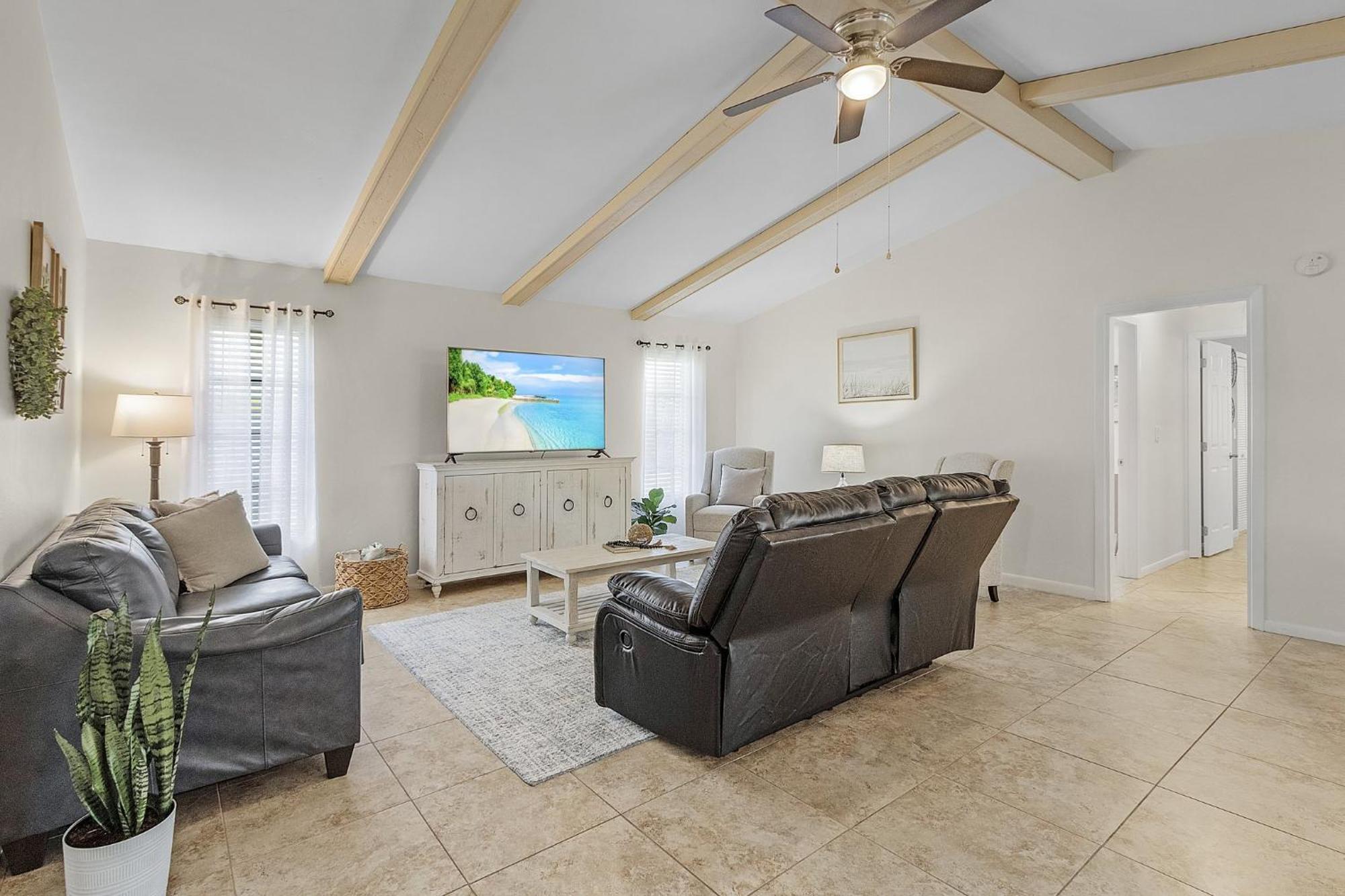 Cozy Retreat, Heated Pool, Water Canal, Bikes,3 Bedroom Cabo Coral Exterior foto
