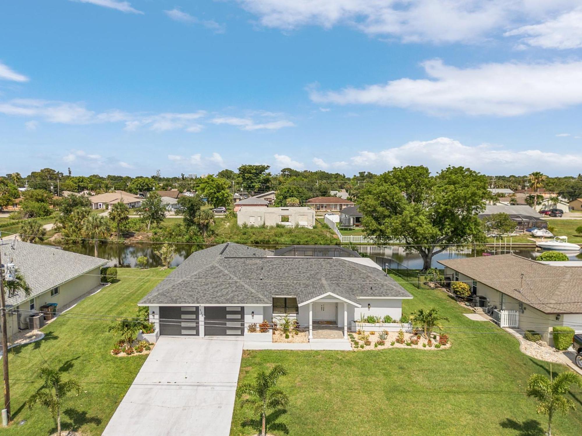 Cozy Retreat, Heated Pool, Water Canal, Bikes,3 Bedroom Cabo Coral Exterior foto